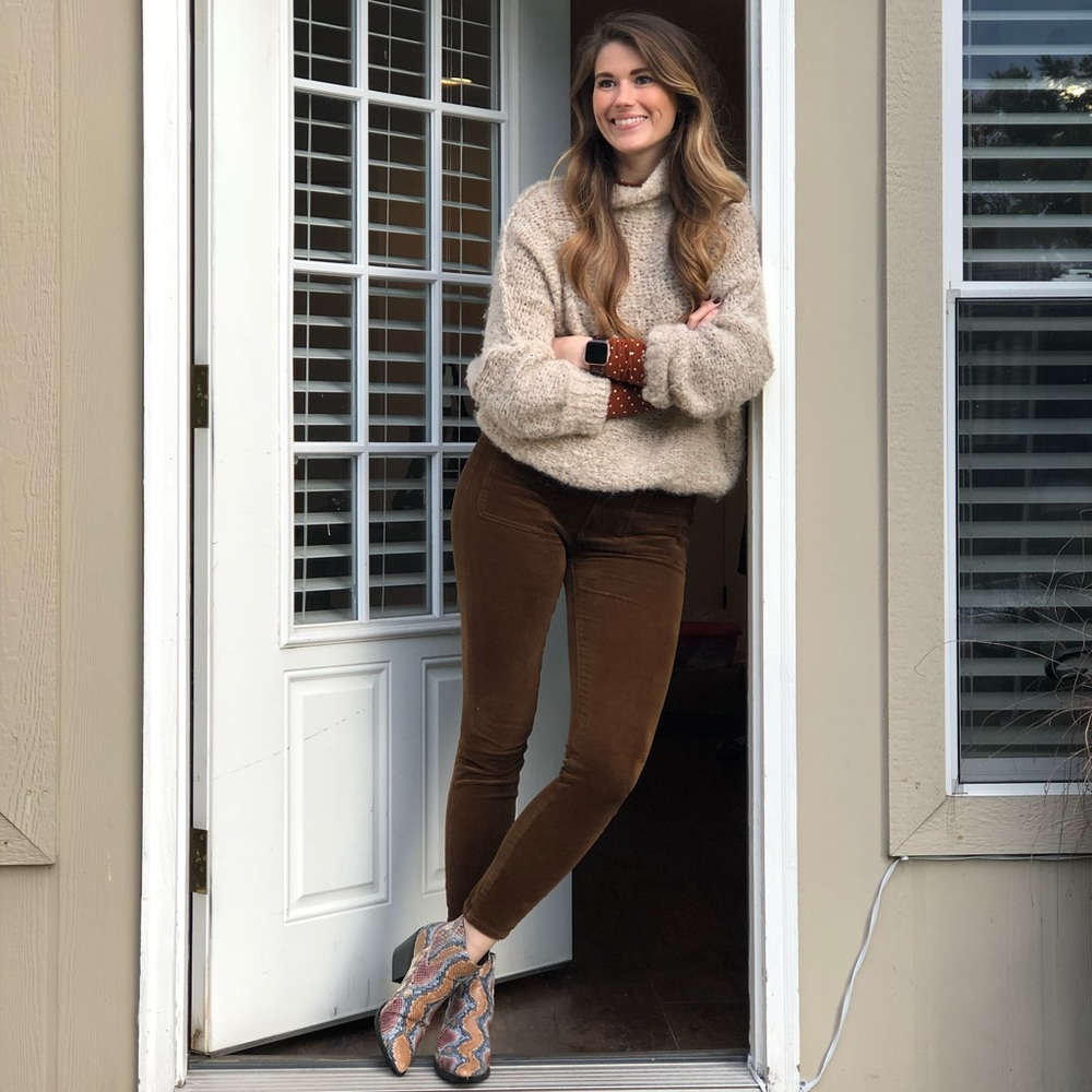 Brown corduroy high rise skinny jeans